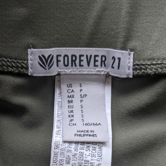 Hunter Green Yoga Outfit - Picture 5 of 9